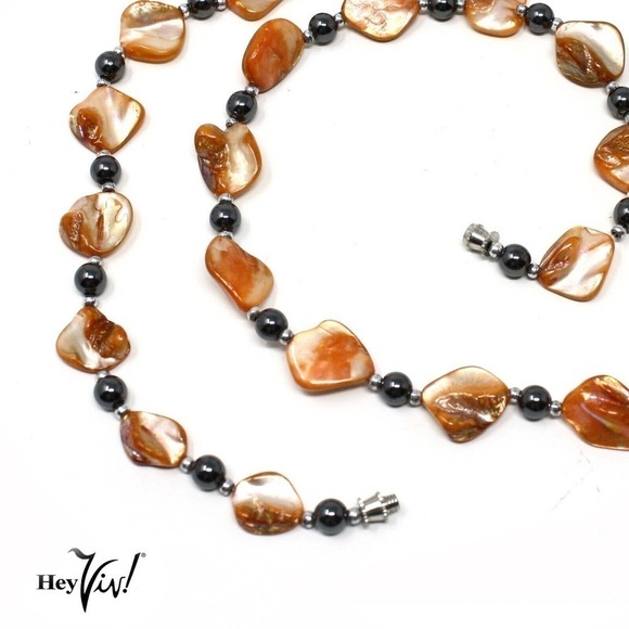 Vintage Single Strand Necklace Pink Peach Shell & Black Glass Bead 26" - Hey Viv - Picture 2 of 5
